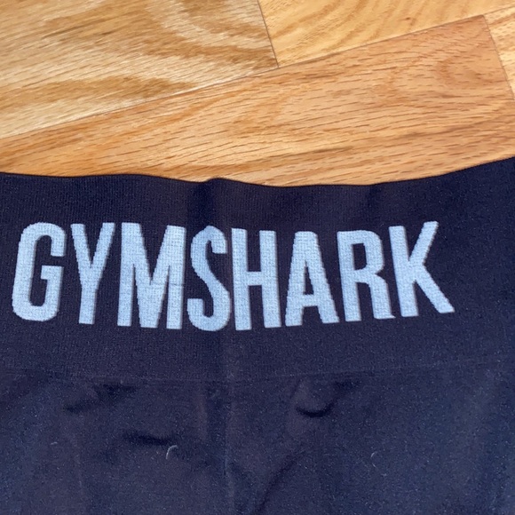 black gym shark leggings!! - Picture 2 of 2